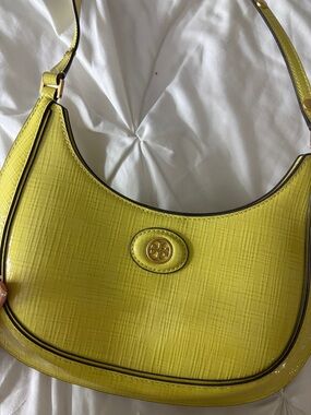 Tory Burch Lime Yellow Leather Shoulder Bag with Logo Medallion